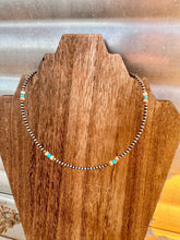 Load image into Gallery viewer, 3MM Navajo Pearl Choker With Turquoise