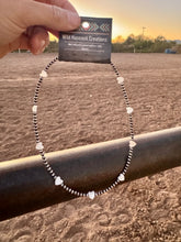 Load image into Gallery viewer, 3MM Navajo Pearl Choker With Pearl Hearts