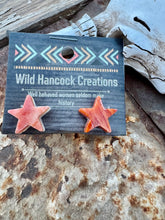 Load image into Gallery viewer, Spiny Oyster Star Earrings