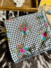 Load image into Gallery viewer, Checkmate Wild Rag