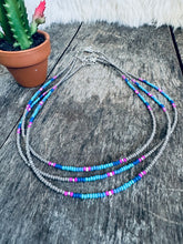 Load image into Gallery viewer, Neon Seed Bead Choker