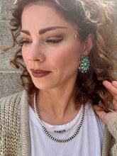 Load image into Gallery viewer, Beige Faceted Choker With Navajo Pearls