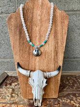 Load image into Gallery viewer, Big Smiley Necklace Cracked Glass & Turquoise