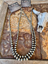 Load image into Gallery viewer, Graduated 3MM-8MM Navajo Pearl Necklace