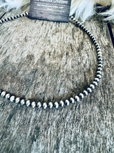 Load image into Gallery viewer, 4mm Navajo Pearl Choker