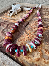 Load image into Gallery viewer, Gigantic Purple Spiny Oyster Necklace