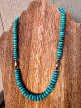 Load image into Gallery viewer, Graduated Rondelle Kingman Turquoise Necklace