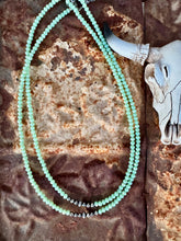 Load image into Gallery viewer, Mint Crystal Necklace With Navajo Pearls