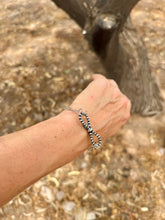 Load image into Gallery viewer, Infinity Navajo Pearl Bracelet