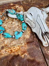Load image into Gallery viewer, Chunky Kingman Turquoise Bracelet With Navajo Pearls