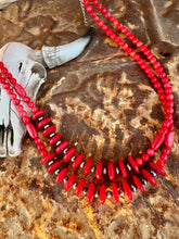 Load image into Gallery viewer, Red Mother of Pearl Necklace With Navajo Desert Pearls