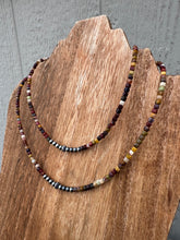 Load image into Gallery viewer, Mookaite Choker With Navajo Pearls