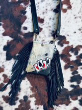 Load image into Gallery viewer, Day Trippin Purse Poker Run