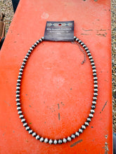 Load image into Gallery viewer, 6mm Navajo Pearl Choker