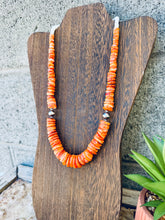 Load image into Gallery viewer, Big Graduated Orange Spiny Oyster Necklace With Navajo Pearls