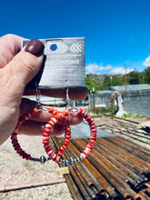 Load image into Gallery viewer, Mini Spiny Oyster Hoop Earrings With Navajo Pearls