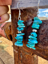 Load image into Gallery viewer, Kingman Turquoise Chip Disc Earrings