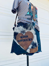 Load image into Gallery viewer, Ropin' Mavericks Crossbody Purse
