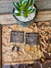 Load image into Gallery viewer, Handmade Furnace Glass Beads With Navajo Pearls