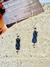 Load image into Gallery viewer, Handmade Furnace Glass Beads With Navajo Pearls