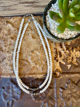 Load image into Gallery viewer, Mother Of Pearl Choker With Navajo Pearls
