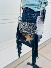 Load image into Gallery viewer, Ropers Crossbody Purse With Star