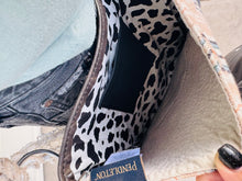 Load image into Gallery viewer, Pendleton Ropers Crossbody Purse