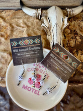 Load image into Gallery viewer, Dice N Navajo Pearls