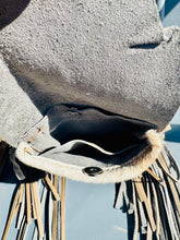 Load image into Gallery viewer, Day Trippin Crossbody Purse Taupe