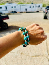 Load image into Gallery viewer, Genuine Turquoise Bracelet