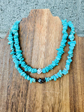 Load image into Gallery viewer, Turquoise Magnesite & Dice Choker