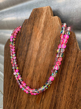 Load image into Gallery viewer, Pink Aura Glass Choker