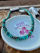 Load image into Gallery viewer, Graduated Kingman Turquoise Necklace