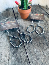 Load image into Gallery viewer, Authentic Navajo Pearl Teardrop Earrings