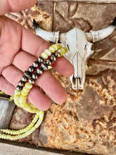 Load image into Gallery viewer, Serpentine &amp; Navajo Pearl Necklace
