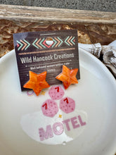 Load image into Gallery viewer, Jumbo Orange Spiny Oyster Star Earrings
