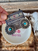 Load image into Gallery viewer, Santa Fe Saucer Studs
