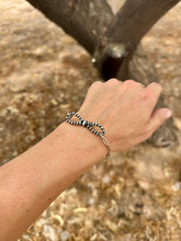 Load image into Gallery viewer, Infinity Navajo Pearl Bracelet
