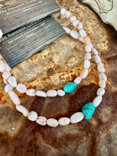 Load image into Gallery viewer, Conch Bracelet with Turquoise Nugget
