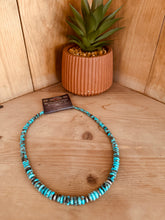 Load image into Gallery viewer, Kingman Graduated Turquoise Necklace
