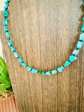 Load image into Gallery viewer, Green Turquoise Nugget Choker
