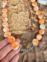 Load image into Gallery viewer, Orange Spiny Oyster Disc Necklace
