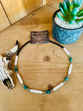 Load image into Gallery viewer, Turquoise And Bone Choker
