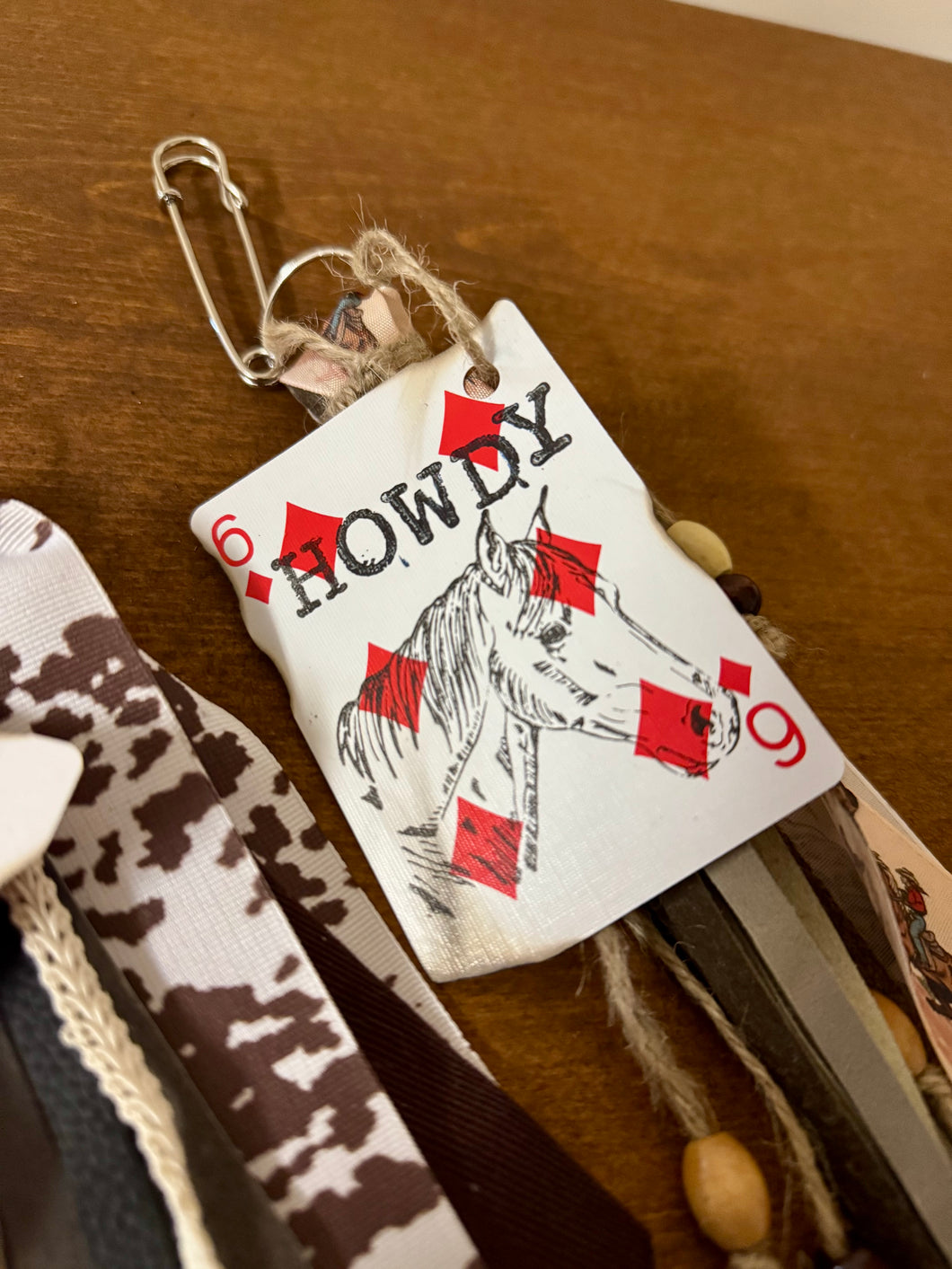 Playing Card Keychain HOWDY/ COWS OVER COWBOYS