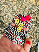 Load image into Gallery viewer, Checkered Stretchy Bracelet
