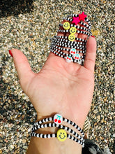 Load image into Gallery viewer, Checkered Stretchy Bracelet

