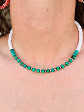 Load image into Gallery viewer, Green Turquoise Choker With Navajo Pearls
