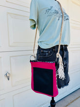 Load image into Gallery viewer, Retro Cowhide Crossbody Purse/ No Fringe
