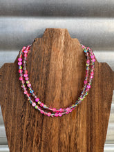 Load image into Gallery viewer, Pink Aura Glass Choker
