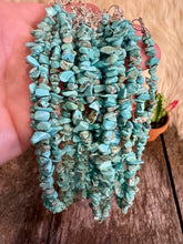 Load image into Gallery viewer, Turquoise Chip Choker
